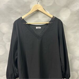 Qearal loose black blouse in size large with elastic‎ cuff and ballooned sleeves